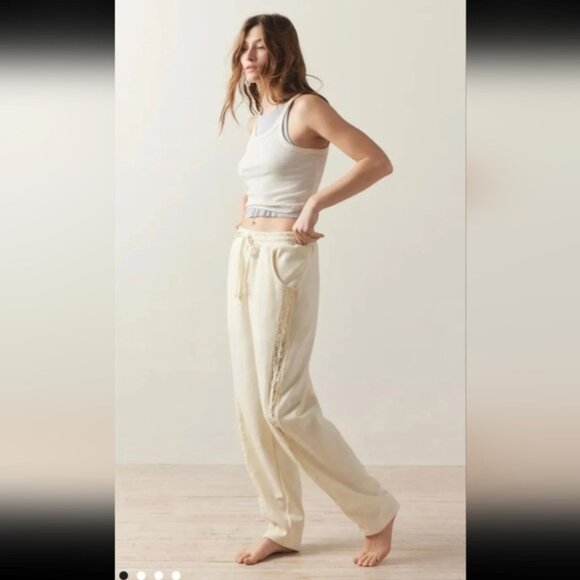 NWT  Urban Outfitters Jayce Lace-Inset Sweatpants - Picture 2 of 4